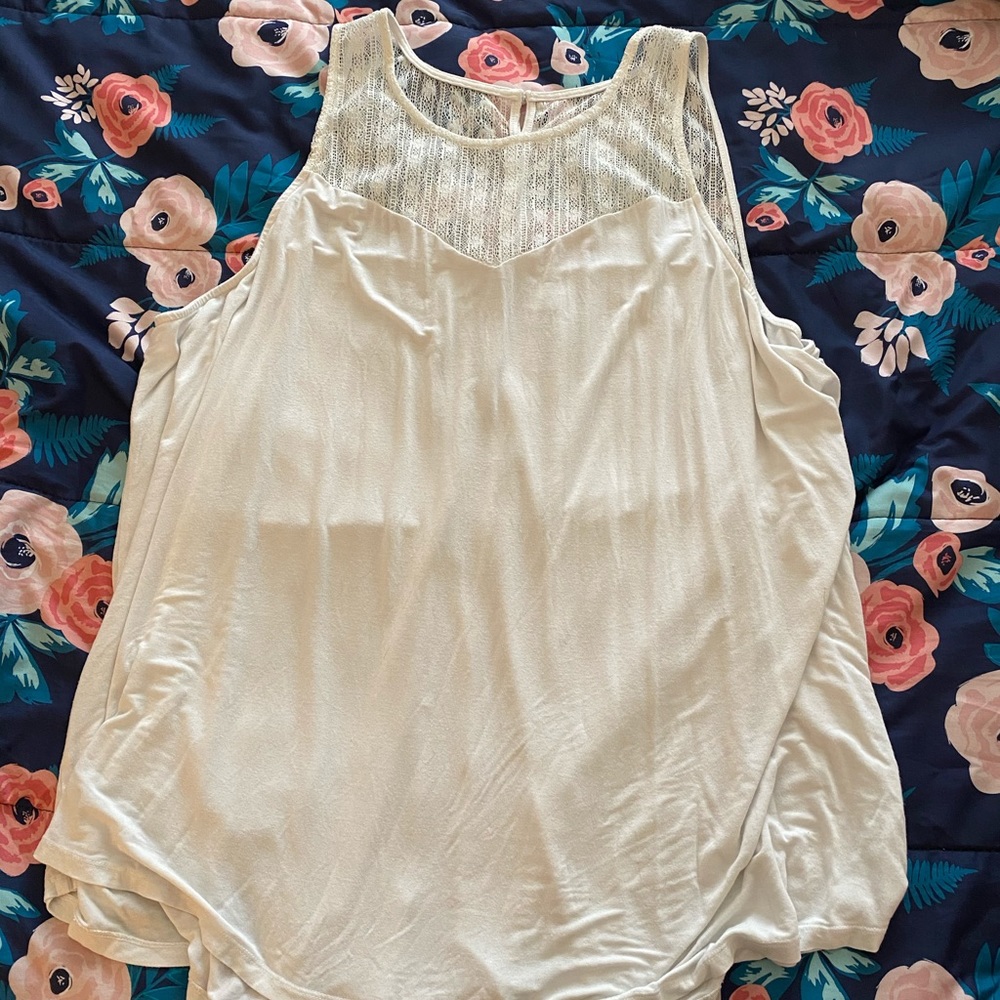 Torrid Super Soft White Sleeveless Tunic w/ lace